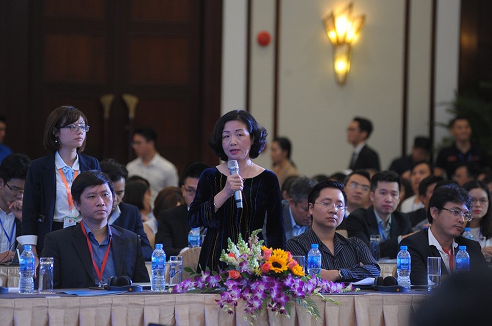 Thủ tướng giao liên bộ tạo mọi điều kiện chính sách cho khởi nghiệp - 2 Bà Thạch Lê Anh - Chủ nhiệm Chương trình Vietnam Silicon Valley đóng góp ý kiến