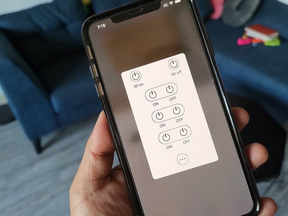 Mở đèn thông qua smartphone