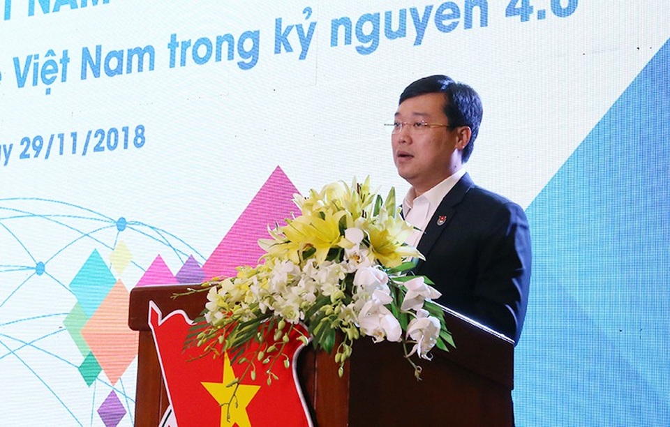 Tổ chức chính thức đầu tiên kết nối trí thức trẻ Việt Nam trên toàn thế giới ra đời - 2 Anh Lê Quốc Phong - Bí thư thứ nhất TƯ. Đoàn, Chủ tịch Hội LHTN Việt Nam phát biểu chúc mừng ra mắt Mạng lưới Trí thức trẻ Việt Nam toàn cầu và khẳng định rằng Đoàn Thanh niên sẽ hỗ trợ và tạo điều kiện thường xuyên cho sự hoạt động của diễn đàn