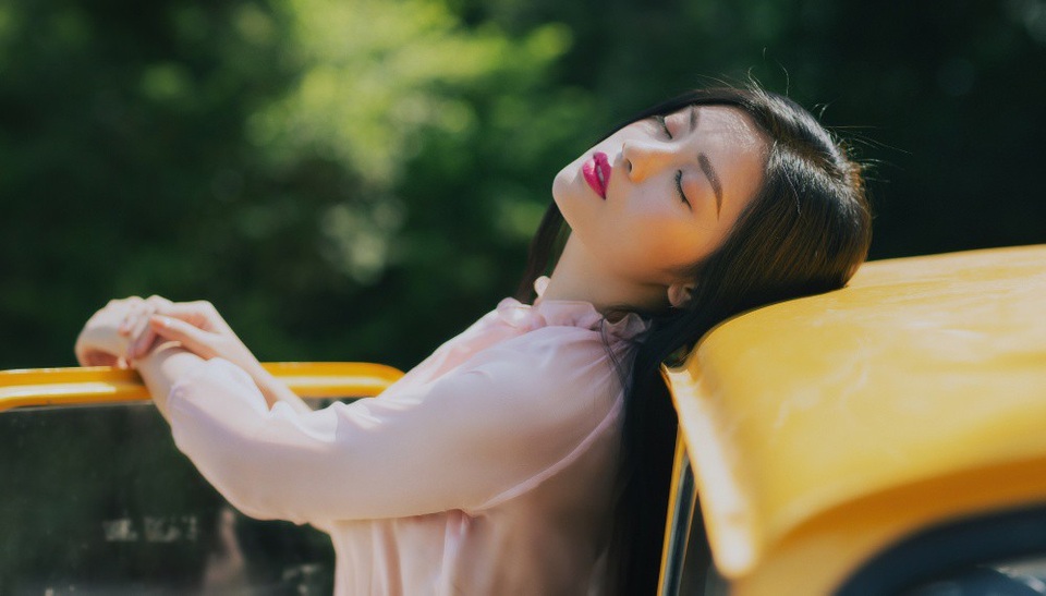 Bận rộn đi học, đi diễn, Thu Hằng tự nhận mình còn chưa dành được nhiều thời gian cho các dự án âm nhạc đã dự tính suốt thời gian qua, bước vào tuổi mới, Thu Hằng quyết tâm sẽ chuyên tâm hơn để hoàn thiện các dự định. Sau kỷ niệm sinh nhật ngày 4/11, cô bước vào quay MV mới sẽ phát hành trước Tết.