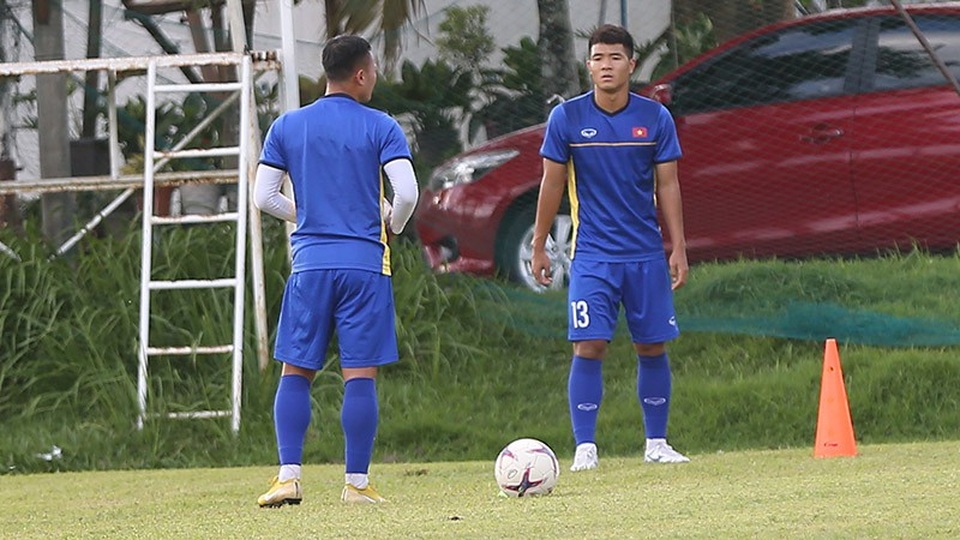 Đức Chinh tiết lộ cầu thủ đáng ngại nhất ở đội tuyển Philippines - 1
Hà Đức Chinh đánh giá cao tiền vệ Manuel Ott của Philippines