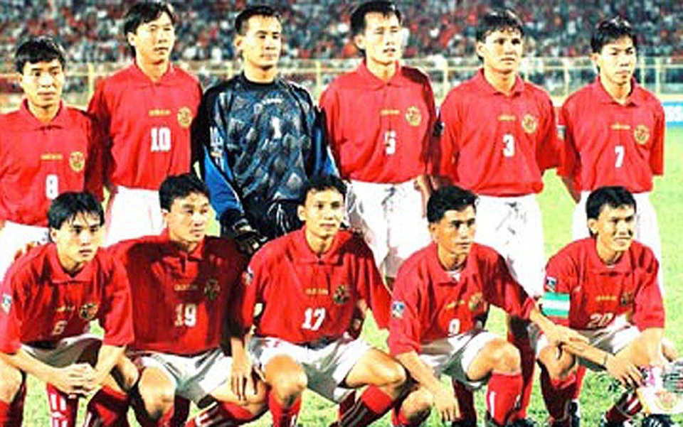Điểm lại các lần vào bán kết AFF Cup của đội tuyển Việt Nam - 1
Đội tuyển Việt Nam ở AFF Cup 1998