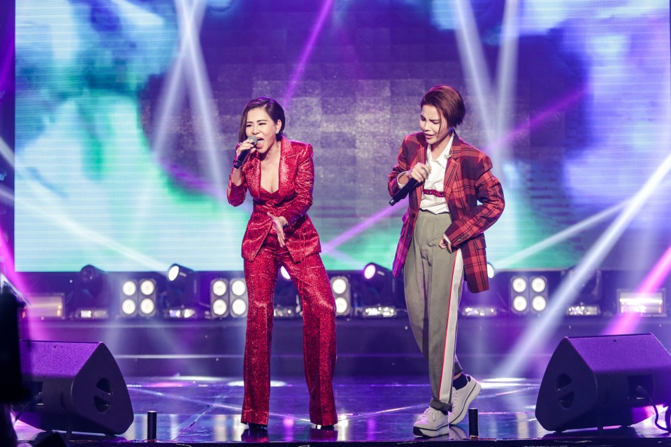 Hai anh em Khắc Hưng - Khắc Việt lần đầu song ca - 5 Song ca máu lửa Thu Minh và Vũ Cát Tường.