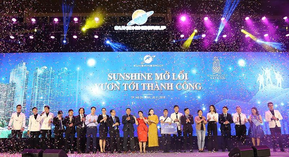 Gần 3.000 sales tham dự đào tạo dự án “khủng” Sunshine City Sài Gòn - 7 Nhiều chương trình sôi động với các gameshow và hàng trăm phần quà thú vị.