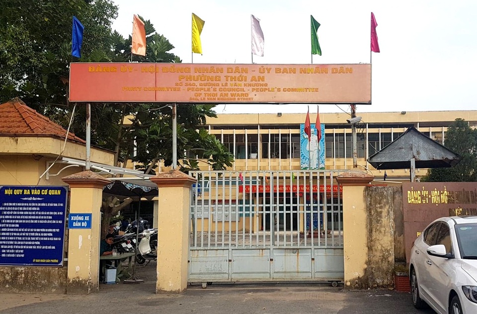 Nhiều lần liên hệ nhưng đến nay, UBND phường Thới An vẫn chưa thông tin cụ thể về việc cây xanh trên địa bàn phường bị chặt hạ, di dời.