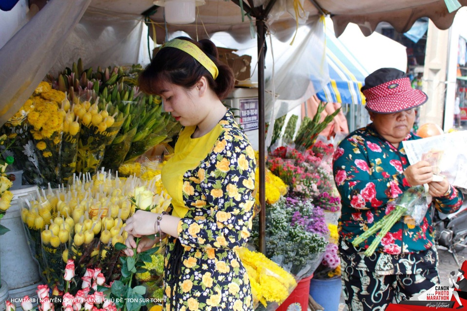 Thí sinh Nguyễn Quyết Thắng giành giải nhất với chủ đề Tông xuyệt tông.