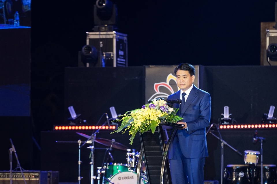 Dấu ấn quan hệ Việt - Đức trong lễ hội "Trải nghiệm nước Đức ở Hà Nội" - 1 Chủ tịch UBND thành phố Nguyễn Đức Chung phát biểu tại buổi lễ. Ảnh: TTX