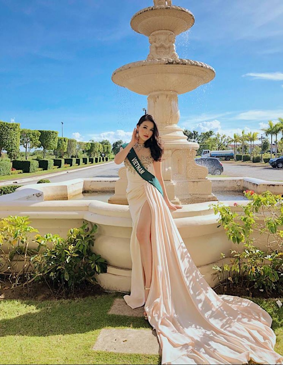 Phủ nhận chuyện mua giải, nhan sắc đời thường của Phương Khánh nóng bỏng thế nào? - 9 Cô cao 1m72, nặng 51kg.
