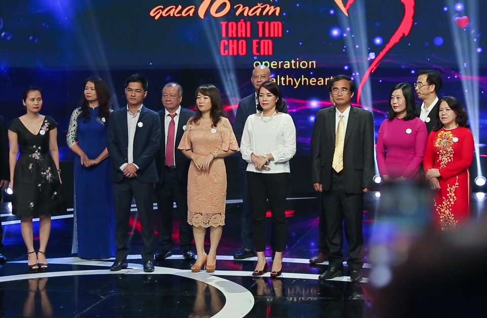 Thẩm mỹ Hoàng Tuấn đồng hành cùng nhịp đập “Trái tim cho em” - 1
Thẩm mỹ Hoàng Tuấn đồng hành cùng nhịp đập “Trái tim cho em”.