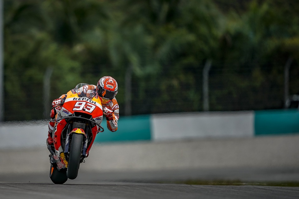 Marquez thắng dễ tại Sepang, Repsol Honda Team là đội đua vô địch MotoGP 2018 - 4 Marquez thắng dễ tại Sepang, Repsol Honda Team là đội đua vô địch MotoGP 2018 - 4