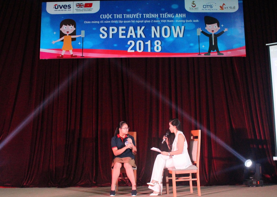 Speak now - cuộc thi thuyết trình tiếng Anh trẻ em thú vị, hấp dẫn, nhiều bất ngờ - 2
Vòng 2 của Chung kết SPEAK NOW thí sinh đối thoại với Ban Giám khảo.