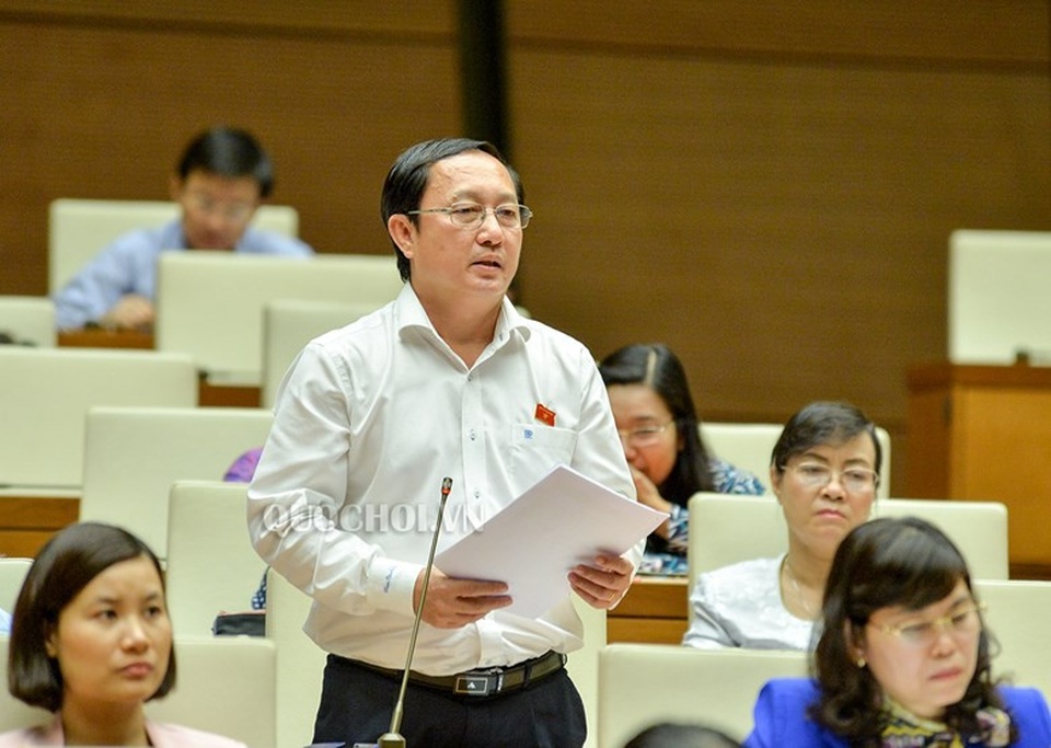 Mô hình đại học “lạ” chỉ có ở Việt Nam (!?) - 2
Đại biểu Huỳnh Thành Đạt – Giám đốc ĐH Quốc gia TPHCM.