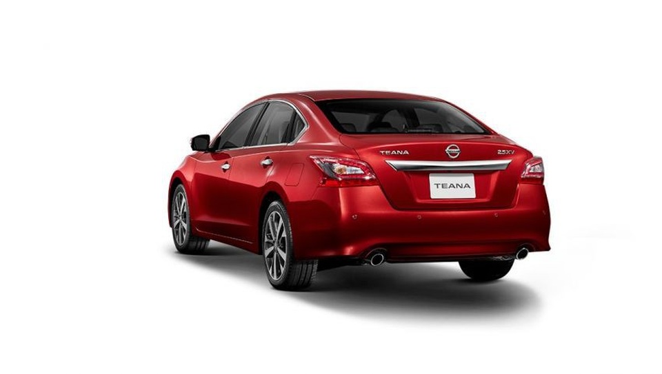 Nissan Teana phiên bản nâng cấp ra mắt tại Thái Lan với giá từ hơn 940 triệu đồng - 4 Nissan Teana phiên bản nâng cấp ra mắt tại Thái Lan với giá từ hơn 940 triệu đồng - 4