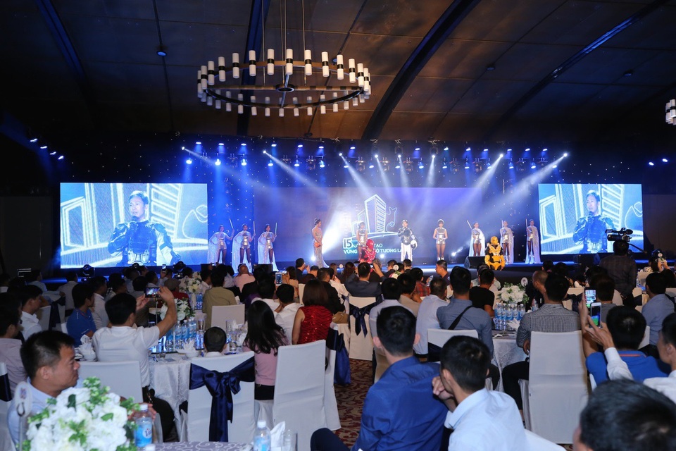 Tập đoàn Austdoor - 15 năm kiến tạo, vững bước mở tương lai - 4 Lễ kỷ niệm 15 năm Tập đoàn Austdoor