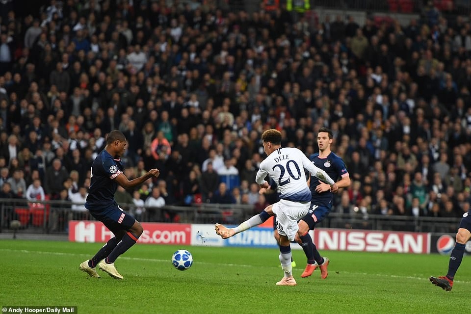 Harry Kane giúp Tottenham nuôi hy vọng đi tiếp ở Champions League - 17
Dele Alli chơi khá năng nổ trong suốt trận đấu