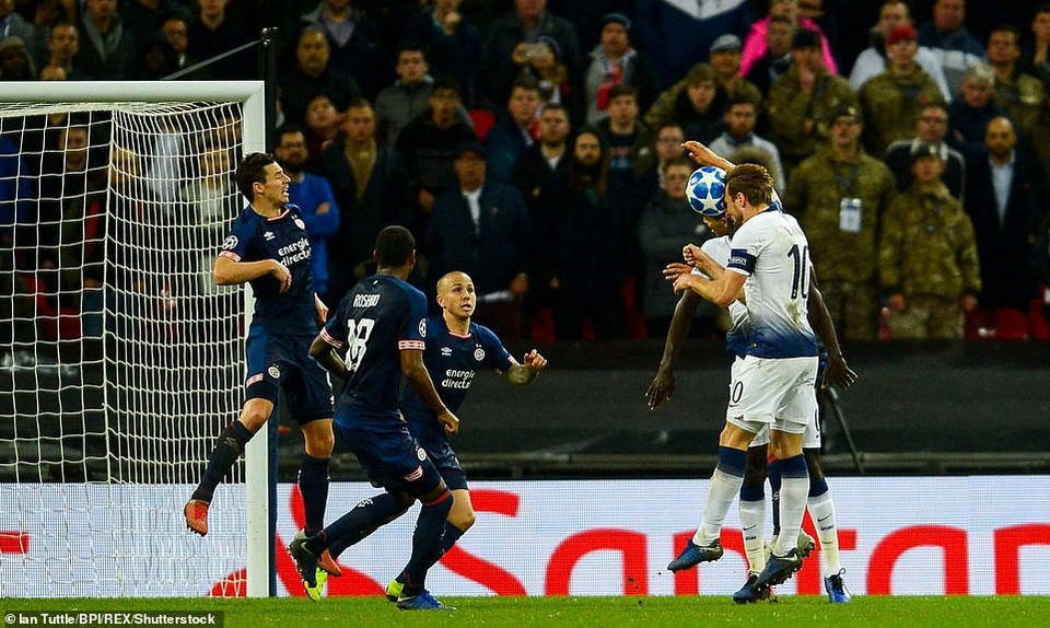 Harry Kane giúp Tottenham nuôi hy vọng đi tiếp ở Champions League - 5
Harry Kane ghi bàn ấn định chiến thắng 2-1 ở phút 89