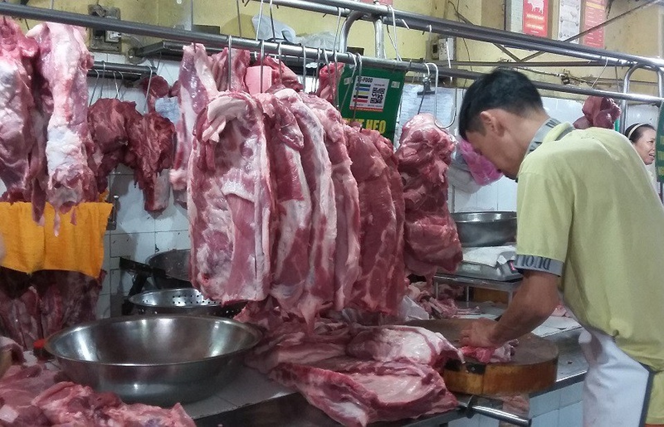 Nguy cơ dịch tả heo Châu Phi tràn vào Sài Gòn - 1 TPHCM là địa phương tiêu thụ thịt heo lớn nhất cả nước nên nguy cơ dịch bệnh tấn công rất cao