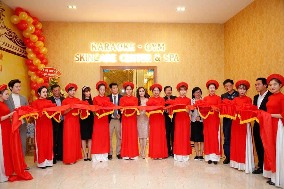 Khách sạn Ladalat Đà Lạt đón nhận tiêu chuẩn 5 sao - 4
Angel Beauty hợp tác với Ladalat Hotel trong sự kiện cắt băng khai trương