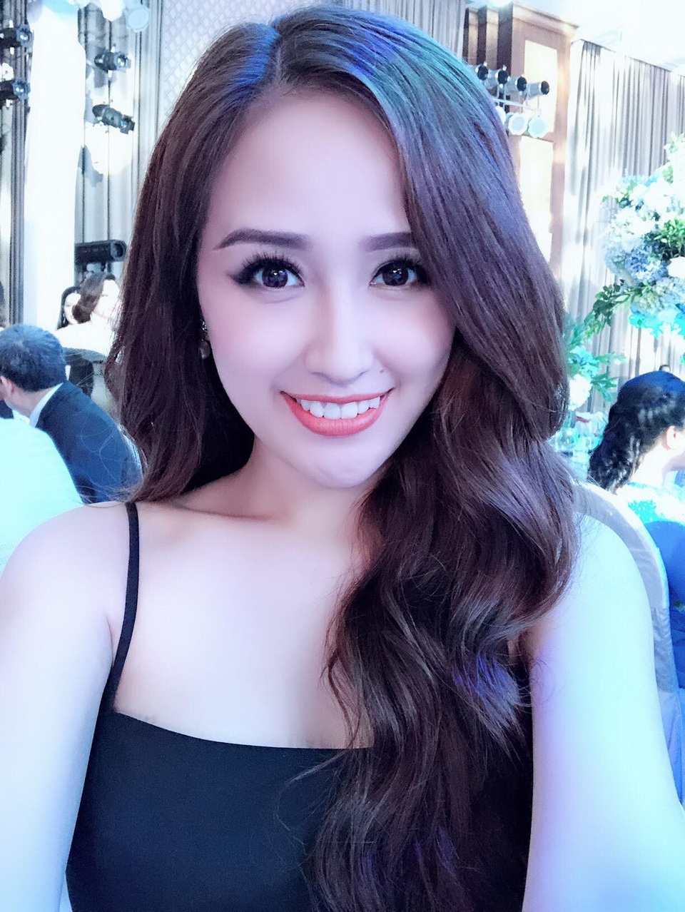 "Soi" Mai Phương Thuý, H’Hen Niê, Huyền My thay đổi “ngoạn mục” khi giã từ răng khểnh - 7