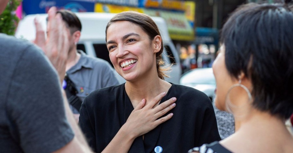 Bầu cử giữa kỳ Mỹ và những kịch bản chưa từng có trong lịch sử - 4 Cô Alexandria Ocasio-Cortez (Ảnh: USA Today)