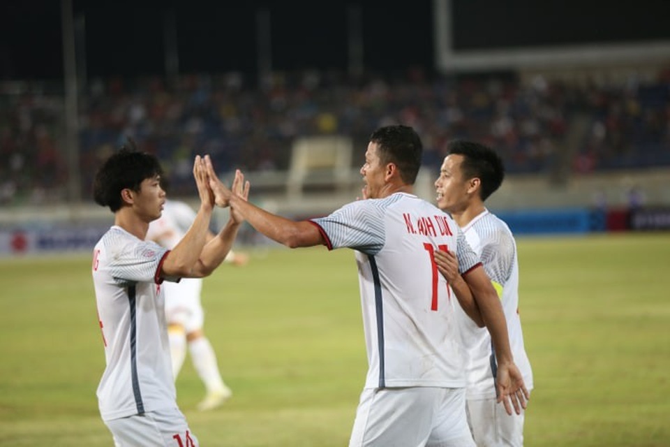 Đội tuyển Việt Nam có thể hình không hề thấp tại AFF Cup 2018 - 5 Đội tuyển Việt Nam không thuộc nhóm đội lùn tại giải