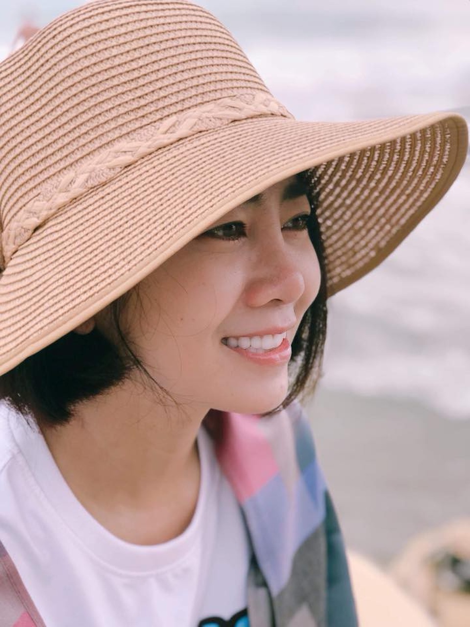 Mai Phương chia sẻ về lần đầu trở lại sân khấu sau thời gian dưỡng bệnh - 5 Nữ diễn viên cũng cho biết, hôm nay cô sẽ đi tái khám và sẽ sớm cập nhật tình hình sức khỏe cho những ai quan tâm Mai Phương được rõ. Mai Phương cũng khẳng định, cô chỉ tham gia chương trình này vì yêu mến. Hiện tại cô vẫn ưu tiên cho việc nghỉ ngơi, dưỡng bệnh chứ không hoạt động nghệ thuật. Cô mong khán giả an tâm và đừng lo lắng cho mình.
