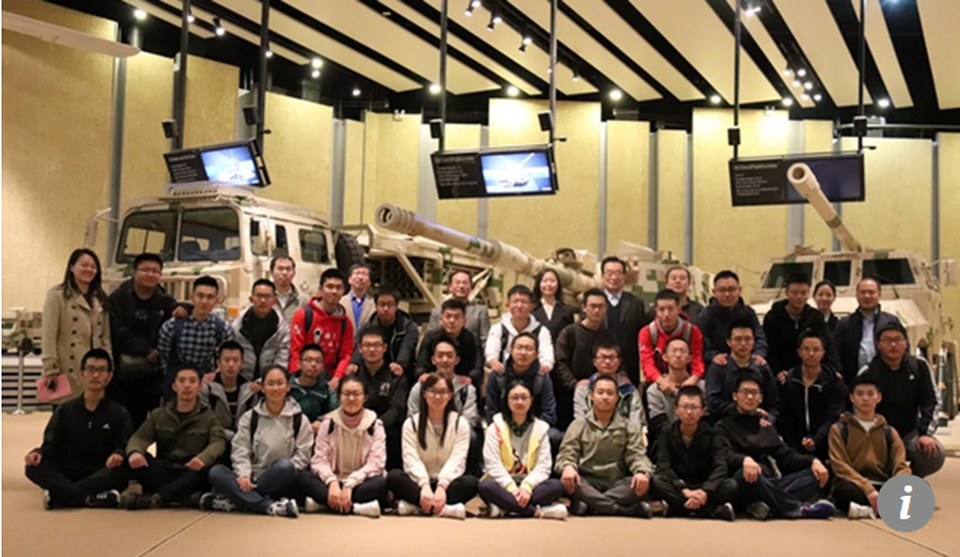 Trung Quốc nuôi tham vọng vũ khí trí tuệ nhân tạo bằng nhóm học sinh ưu tú nhất - 1 
31 học sinh Trung Quốc được tuyển chọn cho chương trình phát triển trí tuệ nhân tạo của BIT. (Ảnh: BIT)