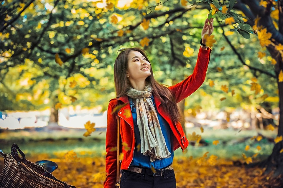 Chân dung sau 18 năm “ở ẩn” của “nữ hoàng ảnh lịch” 8X - Uyển Nhi - 5 “Hai anh em đã có những giây phút nhắc lại những kỷ niệm trước kia, cái thời Nhi chập chững vào nghề và đăng quang... Bao kỷ niệm như ùa về khiến đôi lần, mắt cô rướm lệ…”