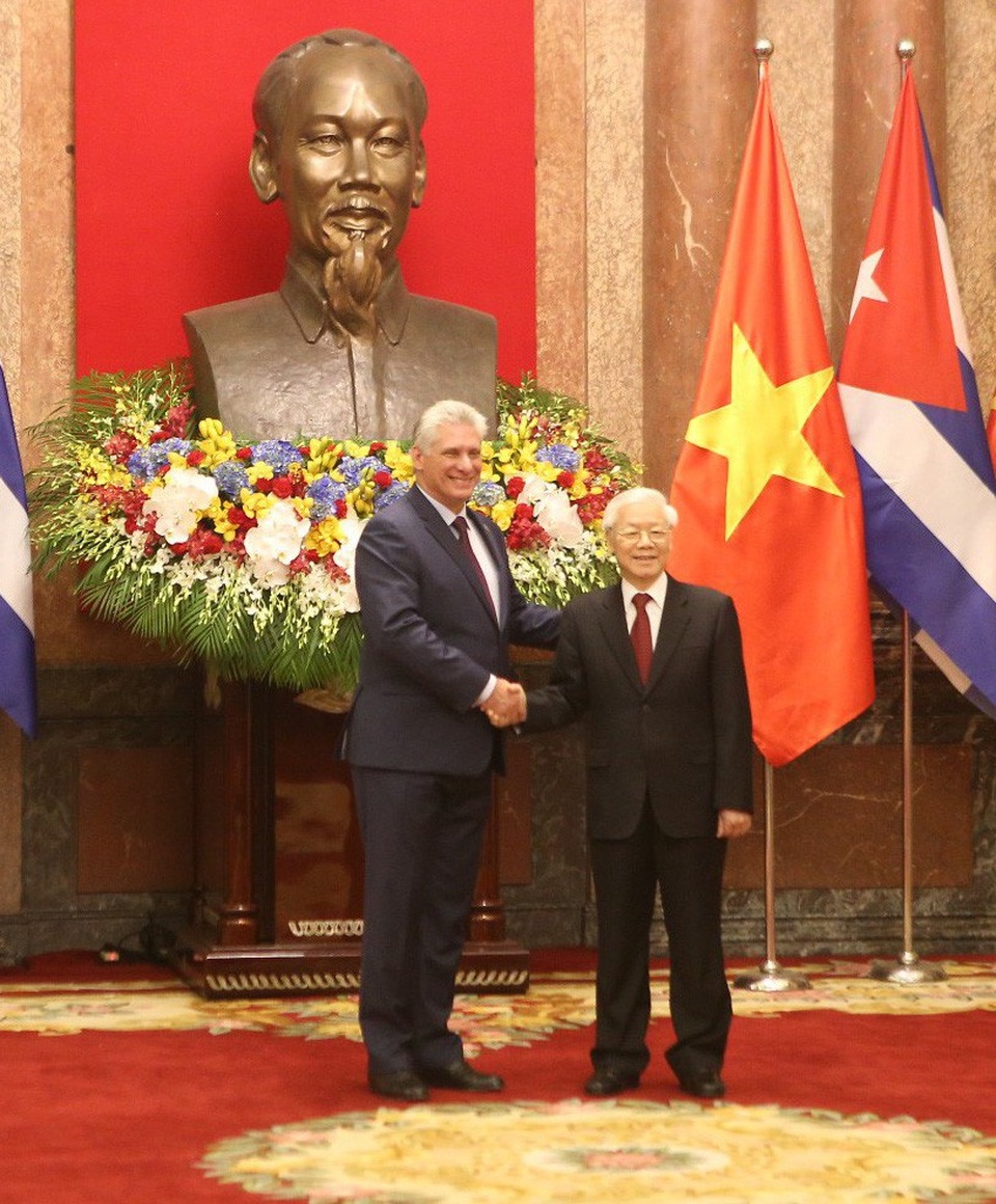Việt Nam - Cuba: Quan hệ anh em mẫu mực! - 2 Tổng Bí thư, Chủ tịch nước Nguyễn Phú Trọng và Chủ tịch Hội đồng Nhà nước và Hội đồng Bộ trưởng Miguel Mario Diaz Canel Bermudes (ảnh: Hữu Nghị)