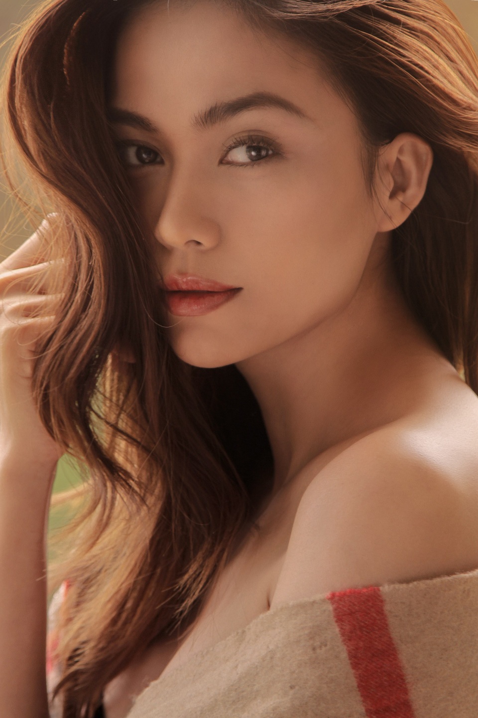 Cách đây hơn 1 năm, Mâu Thủy đăng ký tham gia Hoa hậu Hoàn vũ Việt Nam, chính thức ghi danh vào hành trình chinh phục vương miện cao quý.