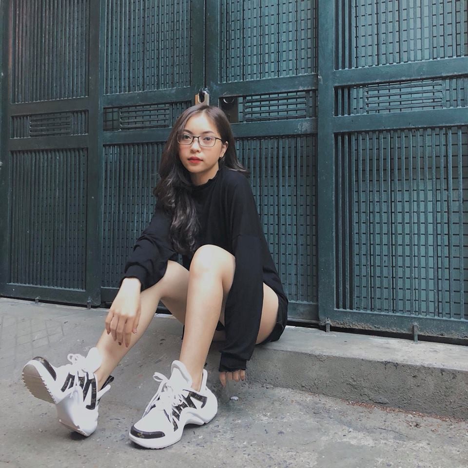 Bạn gái hot girl của Quang Hải ngày càng sexy bốc lửa - 19
Vẻ đẹp khoẻ khoắn như Nhật Lê đang rất được giới trẻ ưa chuộng.