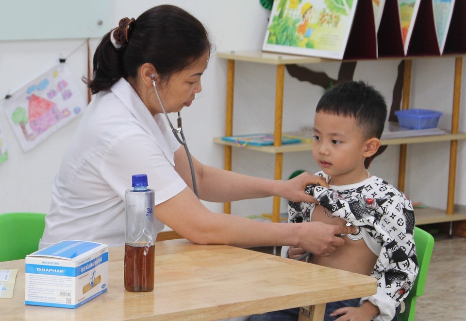 Trường Mầm non - Tiểu học Quốc tế Green Star - Tương lai bắt đầu từ đây - 5 Khám sức khỏe định kỳ cho học sinh.