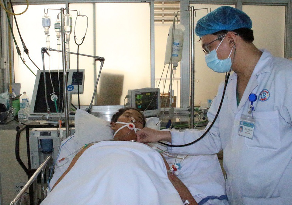 Nữ sinh vỡ gan, nguy kịch vì xe đạp… đứt thắng - 1 Chỉ vì xe cũ, đứt thắng cô học trò đã bị tai nạn, nguy kịch