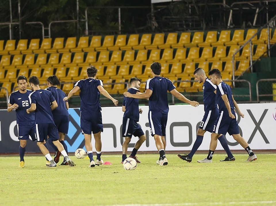 Philippines tập bài lạ chờ đấu đội tuyển Việt Nam - 8 Philippines tập bài lạ chờ đấu đội tuyển Việt Nam - 8