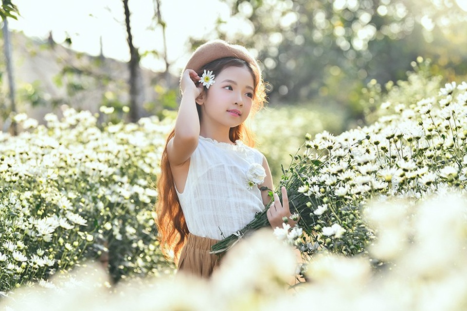 "Nàng công chúa tóc mây" 6 tuổi phiên bản Việt - 9 "Nàng công chúa tóc mây" 6 tuổi phiên bản Việt - 9