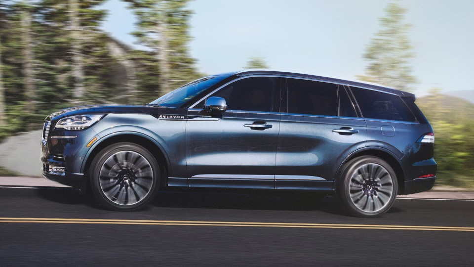Lincoln Aviator - Đối thủ mới của Audi Q7 và Mercedes GLE - 18 Lincoln Aviator - Đối thủ mới của Audi Q7 và Mercedes GLE - 18
