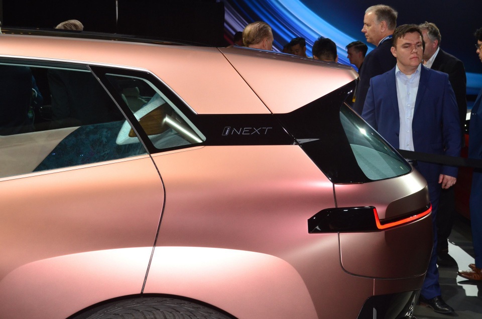 Vision iNext - Tương lai SUV tự lái của BMW - 5 Vision iNext - Tương lai SUV tự lái của BMW - 5