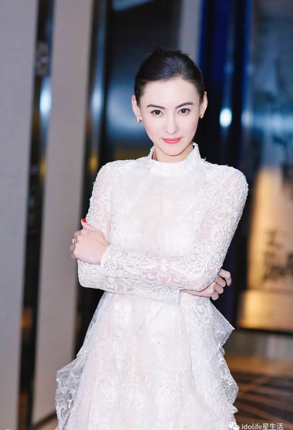 Trương Bá Chi xuất viện sau khi âm thầm sinh con thứ ba - 1
Truyền thông Trung Quốc đưa tin, Trương Bá Chi đã bí mật sinh con trai thứ ba ngày 25/11.