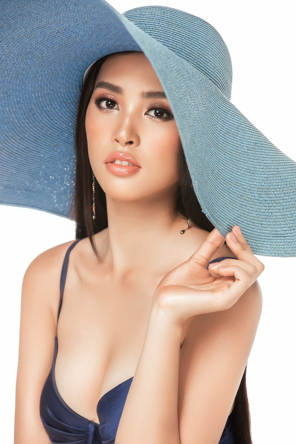 Hoa hậu Trần Tiểu Vy lỡ cơ hội lọt thẳng top 30 Hoa hậu Thế giới - 1
Trần Tiểu Vy đã lỡ cơ hội lọt thẳng top 30 Hoa hậu Thế giới 2018 vì chưa giành được kết quả tốt trong các phần thi phụ.