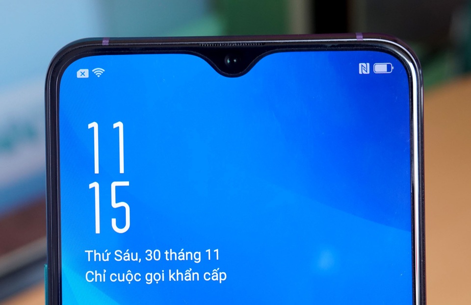 Đập hộp Oppo R17 giá gần 17 triệu đồng tại Việt Nam - 6 Đập hộp Oppo R17 giá gần 17 triệu đồng tại Việt Nam - 6