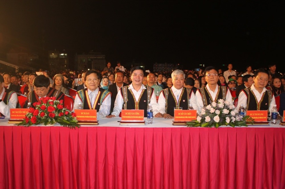 Rực rỡ sắc màu Festival văn hóa cồng chiêng Tây Nguyên - 2 Rực rỡ sắc màu Festival văn hóa cồng chiêng Tây Nguyên - 2