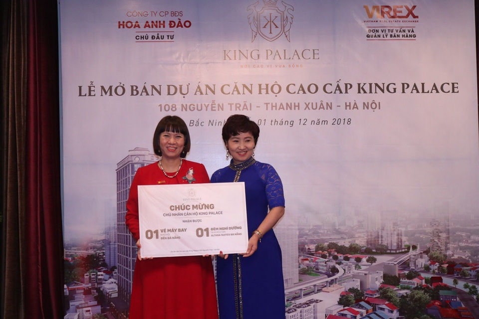Dự án King Palace Hà Nội “hút” giới nhà giàu tại Bắc Ninh - 2 Khách hàng đặt cọc thành công căn hộ trong ngày mở bán tại Bắc Ninh