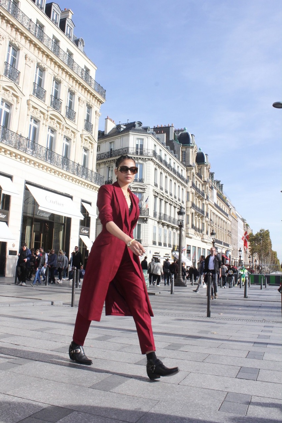 Cùng á hậu Trương Thị May khám phá thành phố lãng mạn nhất thế giới - 5