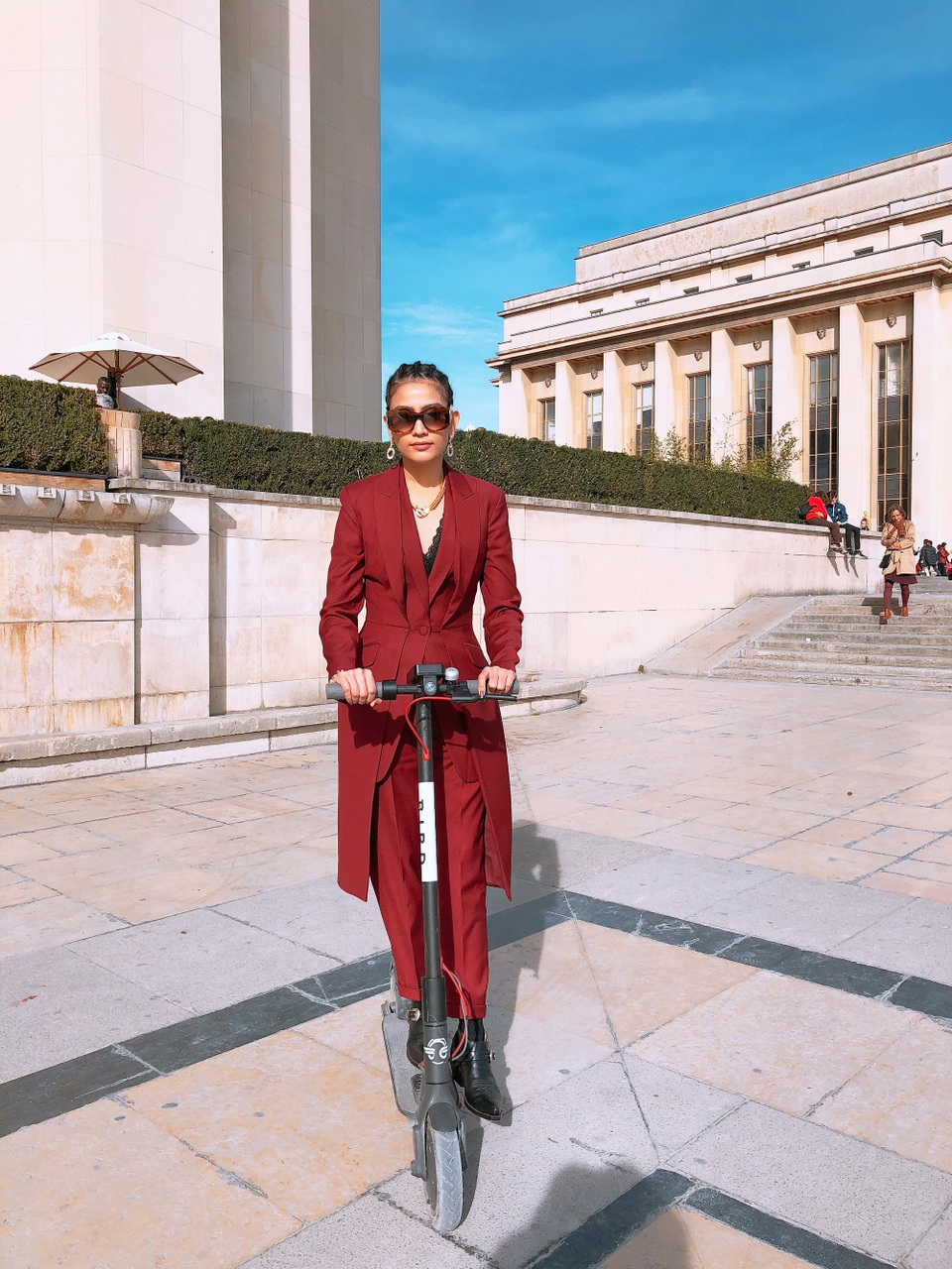 Vốn là người yêu thích vẻ đẹp và đề cao chủ nghĩa xê dịch, Trương Thị May không giấu sự phấn khích được đặt chân đến những vùng đất mới, khám phá vẻ đẹp lẫn tìm hiểu văn hóa ở các địa phương.