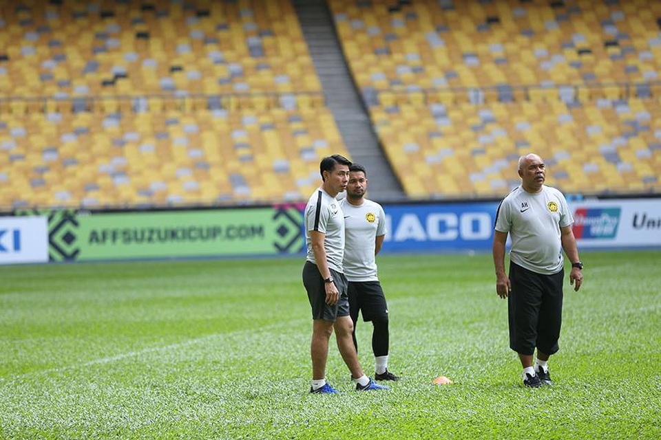 Chiêm ngưỡng vẻ hoành tráng của “chảo lửa” Bukit Jalil - 4
HLV Tan Cheng Hoe hài lòng với chất lượng mặt cỏ ở Bukit Jalil