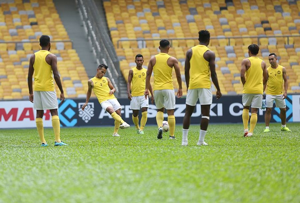 Malaysia hứng khởi trong buổi tập, sẵn sàng tiếp đón tuyển Việt Nam - 12
Các cầu thủ Malaysia cho thấy nền tảng kỹ thuật rất tốt trong buổi tập