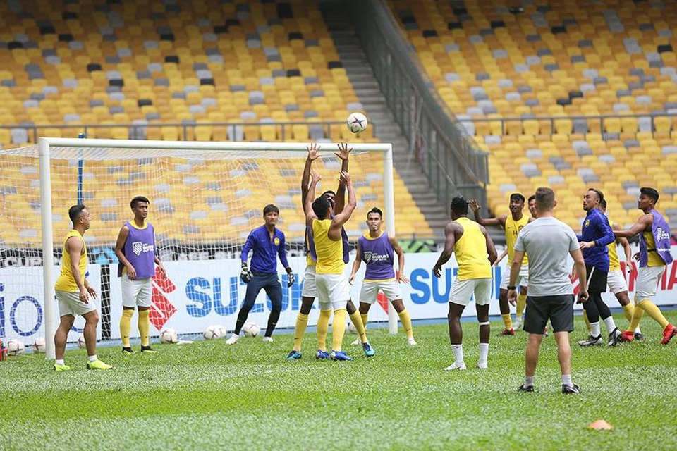 Malaysia hứng khởi trong buổi tập, sẵn sàng tiếp đón tuyển Việt Nam - 9 Malaysia hứng khởi trong buổi tập, sẵn sàng tiếp đón tuyển Việt Nam - 9