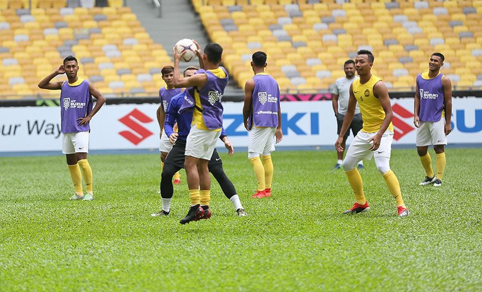 Malaysia hứng khởi trong buổi tập, sẵn sàng tiếp đón tuyển Việt Nam - 8 Malaysia hứng khởi trong buổi tập, sẵn sàng tiếp đón tuyển Việt Nam - 8