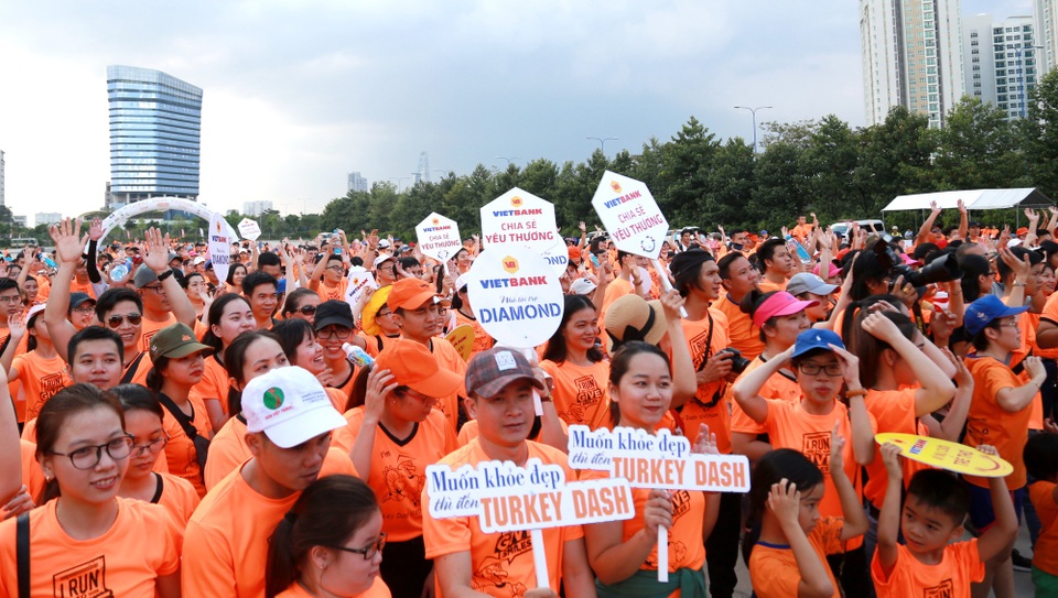 VietBank đồng hành cùng chương trình đi bộ từ thiện Turkey Dash 2018 - 1 VietBank đồng hành cùng chương trình đi bộ từ thiện Turkey Dash 2018 - 1