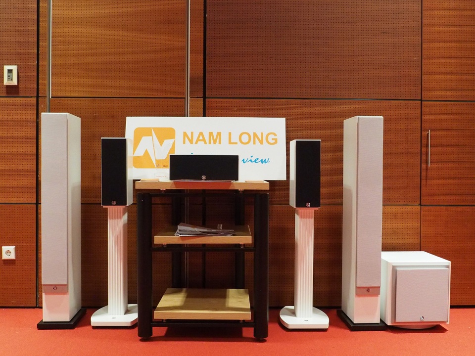 AV Show 2018 "nổ tung" với show trình diễn của hàng loạt thương hiệu âm thanh nổi tiếng - 10 Phòng trưng bày của Nam Long và Atlantic với sản phẩm là các máy chiếu của Sony, loa không dây SA và loa Legacy